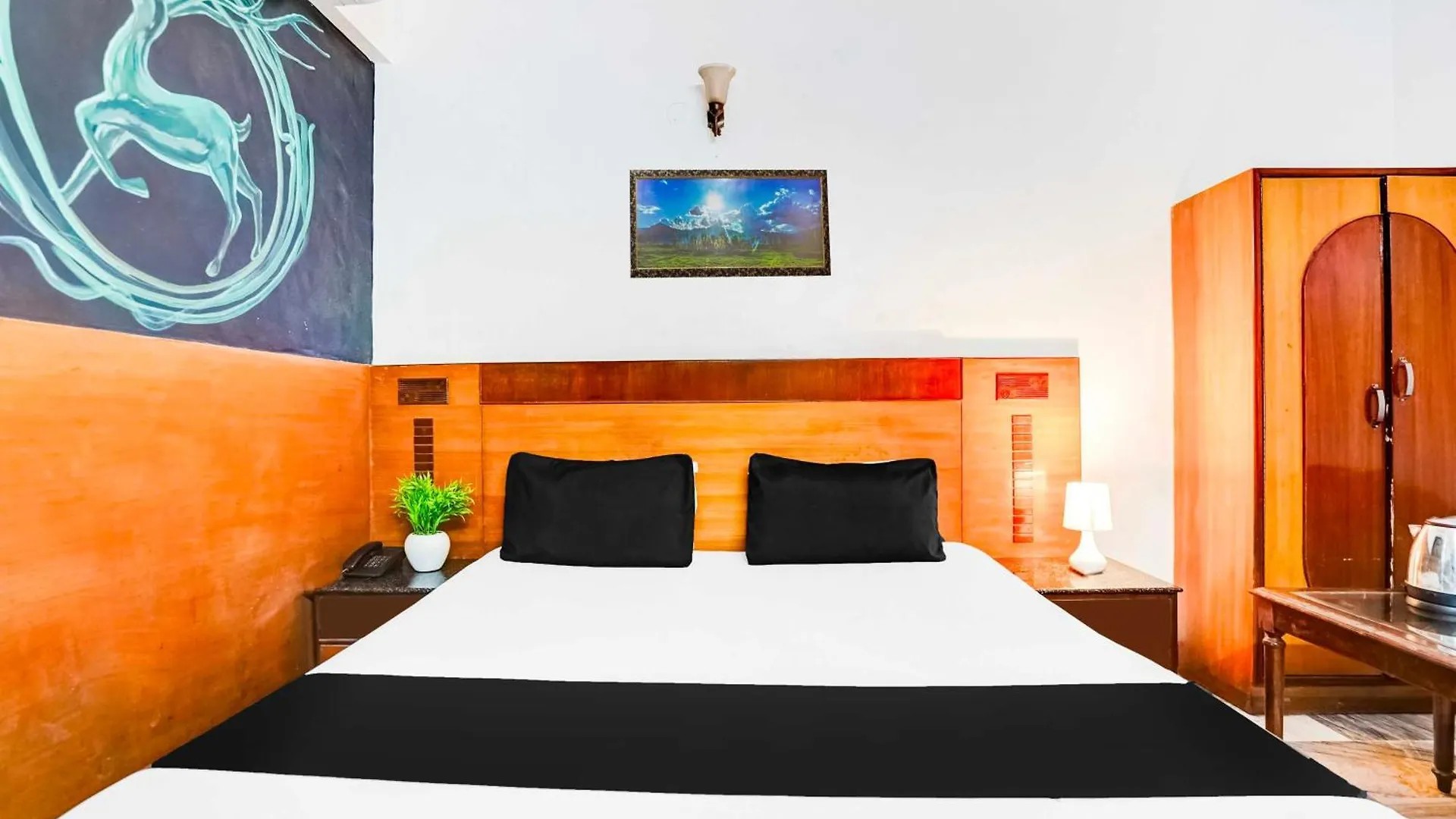 ***  Collection O Collection O Paharganj Near Railway Station Otel Anachal Hindistan